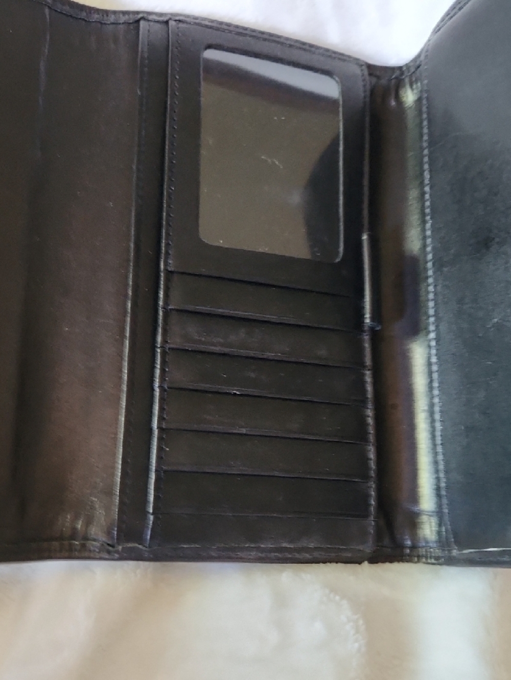 Classic Dooney & Bourke Black Leather Wallet - Picture 6 of 7